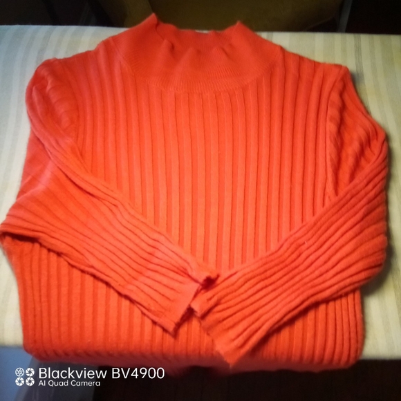 Who What Wear - women's elbow sleeve -  mock neck - flat rib sweater dress. XS - Picture 4 of 5